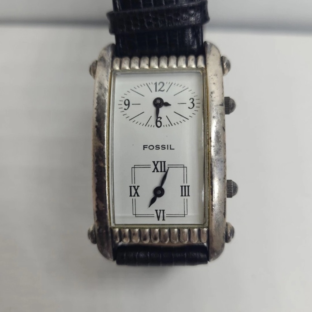 1995 FOSSIL TWO DIAL ART DECO WATCH ES-8749